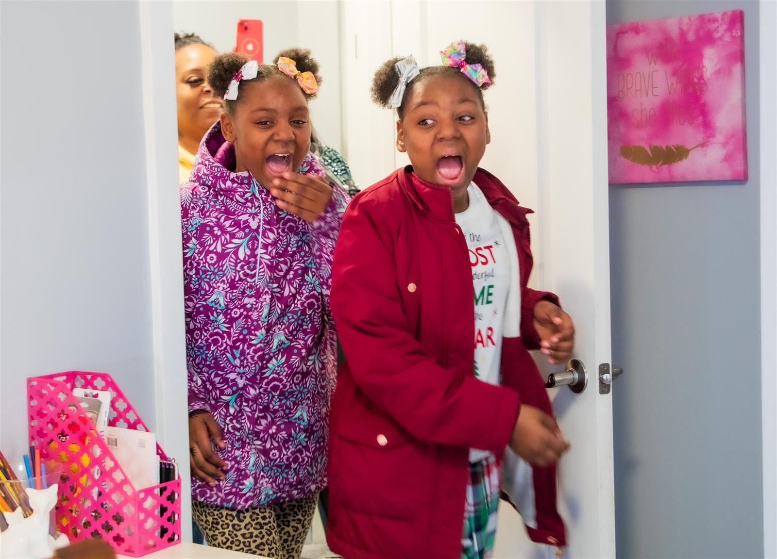 Hannah Gibbons siblings received fully furnished house for Christmas (Video)  